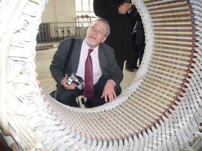 德国专家和韩国三星公司专家来公司检测2套供阿尔巴尼亚Sasaj水电站4300KW冲击式水力发电机组