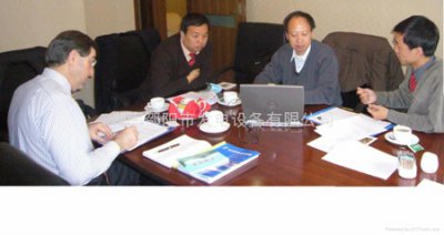 洪都拉斯客人来公司洽谈供货事宜