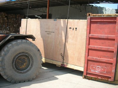 销往非洲产品装运启程运往刚果金